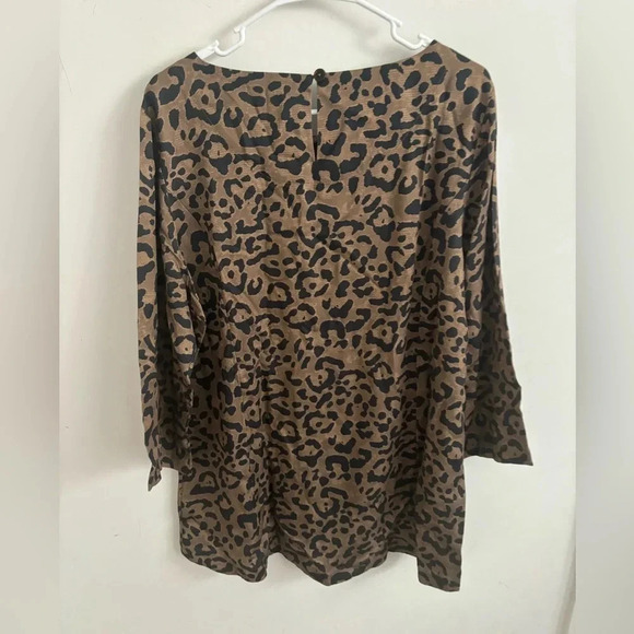 Soft Surroundings Tunic Raelynn Leopard Print Career Blouse Office Casual Mature - Picture 5 of 7
